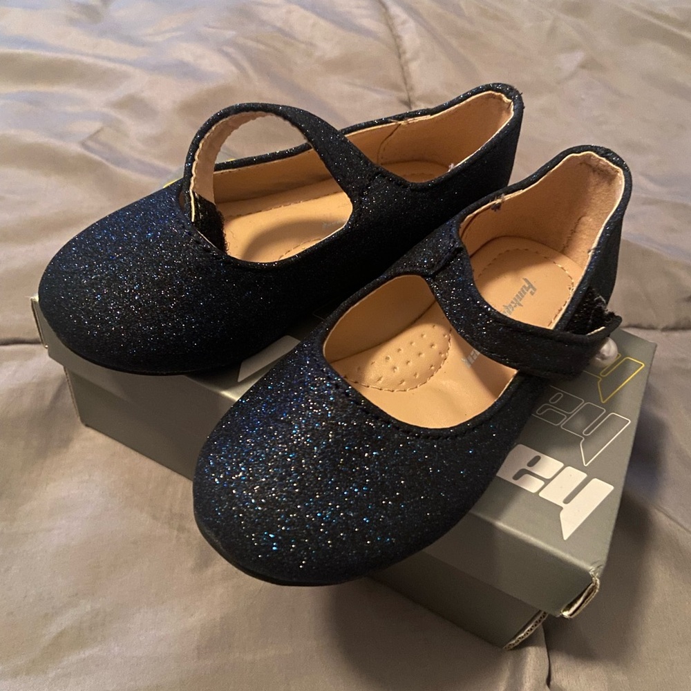 FUNKYMONKEY Toddler/Little Girl Mary Jane Dress Shoes Casual Slip on Size 7